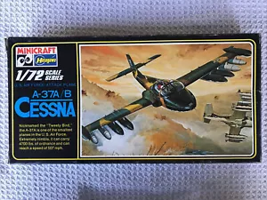 Hasegawa Minicraft 036 Cessna A-37A/B Tweety Bird Kit 1:72 Scale #036 - Picture 1 of 2