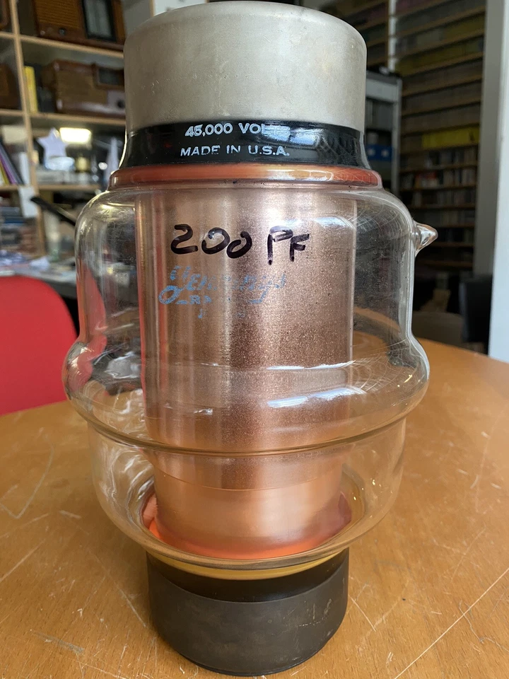 200pF 45KV   Vacuum  capacitor  Jennings JC5-200 Foto 1 de 1
