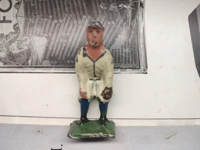 1930s Baseball Player Figure 2" high - Image 1 of 3