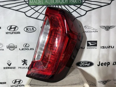 GMC Yukon XL 2021-2024 luz trasera lateral del pasajero derecho LED COMPLETO OEM Foto 1 de 4