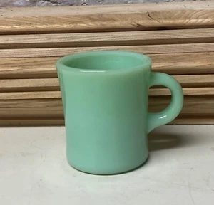 Vintage Anchor Hocking Fire King dicker C-Griff heiße Schokolade Becher JADEIT Kaffee - Bild 1 von 7