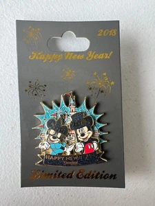 DISNEY DLR HAPPY NEW YEAR 2018 MICKEY AND MINNIE MOUSE LIMITED EDITION PIN - Picture 1 of 2