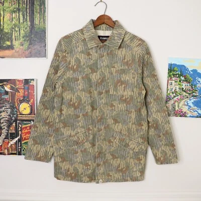 Chaqueta de skate Altamont Caliper de lona camuflada para hombre talla pequeña Foto 1 de 4