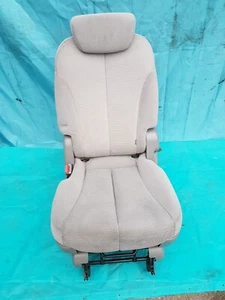 Sedile Originale Kia Carnival 3 III MB VQ 2a Fila Posteriore Sinistro Sedile Posteriore Grigio - Foto 1 di 16