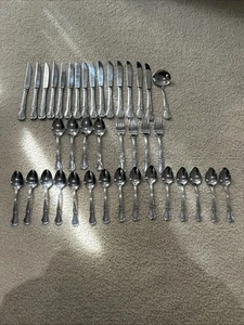 38 Reed & Barton Select REGENTS PARK Glossy Stainless Flatware Pieces - Picture 1 of 11
