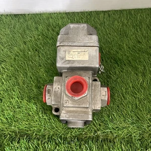 VÁLVULA ISI FLUID POWER INC. POWER NATION NCVP-131-S-75, PUERTOS DE 1/2" - Imagen 1 de 4