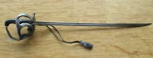 Alter Brieföffner mit Portepee in Form eines Kavallerie Säbel - Bild 1 von 6