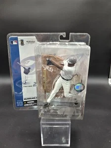 McFarlane Series 10 Carlos Delgado Chase Variant White Jersey MLB Blue Jays - Picture 1 of 7