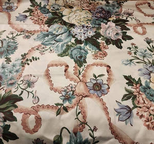 54" x 90" Waverly Fabric Sophie's Garden Crafts Quilt Sewing Multicolor Floral - Picture 1 of 8