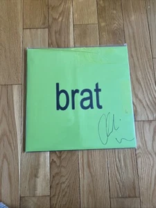 Charli XCX - Brat Autographed Signed Vinyl - Brand New & Never Opened. Ships Now - Imagen 1 de 2