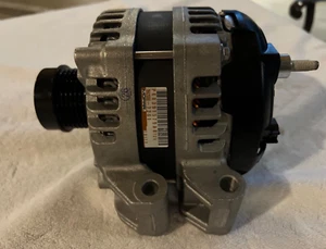 MOPAR GENUINE 68391579AB Alternator 2021-2023 3.6L V6 Jeep Grand Cherokee - Picture 1 of 4
