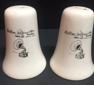Vintage Salz & Pfefferstreuer Glockenform Musik Werbung für Victrolas - Bild 1 von 6