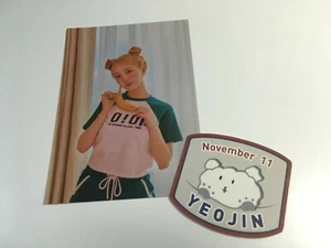 Yeojin Cartolina Ufficiale + Adesivo Loona 2020 Confezione Estate Isola di Loona - Foto 1 di 1