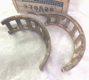 NEW OMC OEM EVINRUDE JOHNSON Rod Retainer Set,1968-76,33-125 HP,#378528,#0378528 - Bild 1 von 1