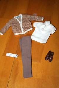 Suéter, Camisa, Pantalones y Zapatos Vintage Ken "Reunión de Fraternidad" #1408 - Usado - Imagen 1 de 12