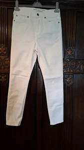 Jack Wills Stretch White Denim Highwaist Crop Jeans Fernham Size 6-8 - Picture 1 of 8