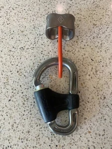 Mosquetón DMM Belay Master HMS y dispositivo de aseguramiento de diamante negro - Imagen 1 de 6