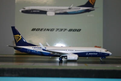 J-Fox/Inflight200 1:200 Ryanair Boeing 737-800 EI-DCL (JF-737-8-020) Model Plane - Image 1 of 4
