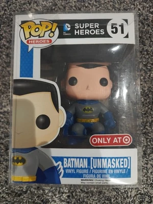 Funko Pop DC Batman (desenmascarado) solo en Target exclusivo #51 con protector Foto 1 de 4