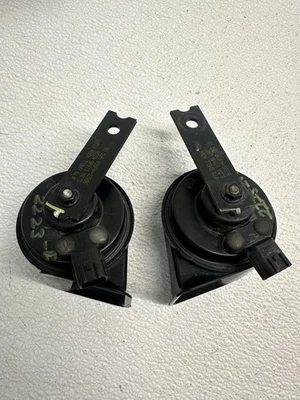 KIA OPTIMA 2011 2015 híbrido señal de bocina de tono alto y bajo OEM 252223 Foto 1 de 4