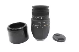 Sigma 70-300mm Telephoto Lens f/4-5.6 DG Zoom Macro for Sony, Fair Condition - Picture 1 of 7