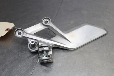15-18 HONDA CB300F Left Rearset Peg Bracket  - Изображение 1 из 4