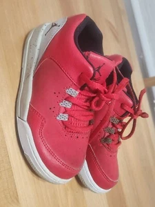 ✅️Jordan Flight Origin 2 University Red Black Size 9C Toddler Shoes 705162 601 - Picture 1 of 9