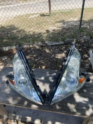 Faros Nissan 370z 09-2020 Foto 1 de 4