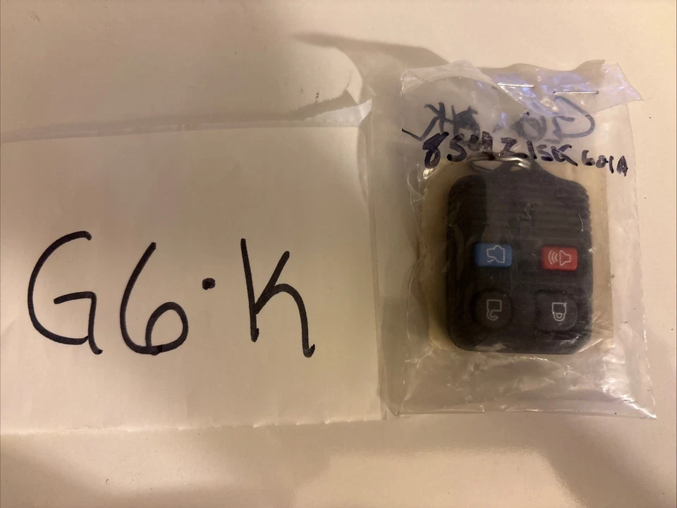 Crown 零件无钥匙进入发射器替换件原始设备制造商福特遥控器 8S4Z-15K601-A — 第 1/4 张图片