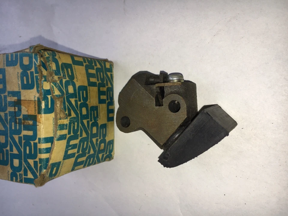 Tensor de distribución original Mazda 1978-84 GLC, 626, B2000 y Ford Courier 0488-12-500C Foto 1 de 1