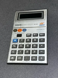 1980s vintage CASIO MG-880 music & Invader game calculator Rare ( Read ) - Picture 1 of 5
