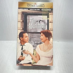 The Apartment VHS 1960, 1997 Letterbox Widescreen Jack Lemmon - Picture 1 of 6