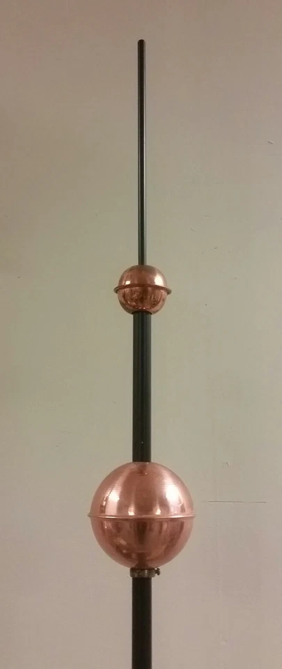  QUALITY-2''&4''polished COPPER BALLS,17'',3/4''rod,11''-3/8'' top rod.No mount - Image 1 of 1