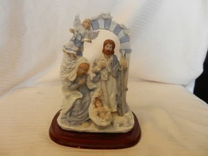 Bemalte blau-weiße Harz Krippenfigur, Heilige Familie, Lamm, Engel #13 - Bild 1 von 4