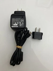 Genuine Pentax AC Adaptor D-PA135 Charger for WG-3, WG-3 GPS, WG-4, WG-50, WG-10 - Picture 1 of 6
