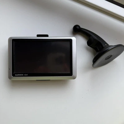 Garmin nuvi 1450 5-Inch Portable GPS Navigator - With Window Mouth No Cord - Image 1 of 4