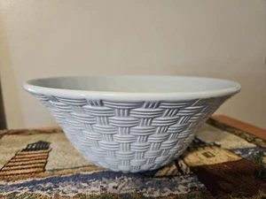 10" Pfaltzgraff Blue Woven Basket Weave Naturewood Pattern Serving Bowl - Picture 1 of 6