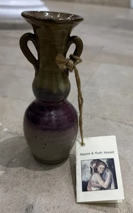 NWT Women Of The Bible Collection Naomi And Ruth Vase Signed Nichols Pottery NC - Picture 1 of 6