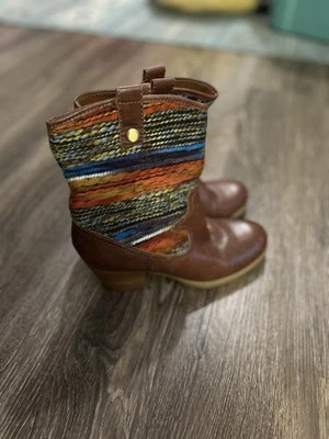 Botas de Tacón BANDOLINO CUERO MARRÓN Talla 6 BDTZAGHA Coloridas Boho Crochet Foto 1 de 4