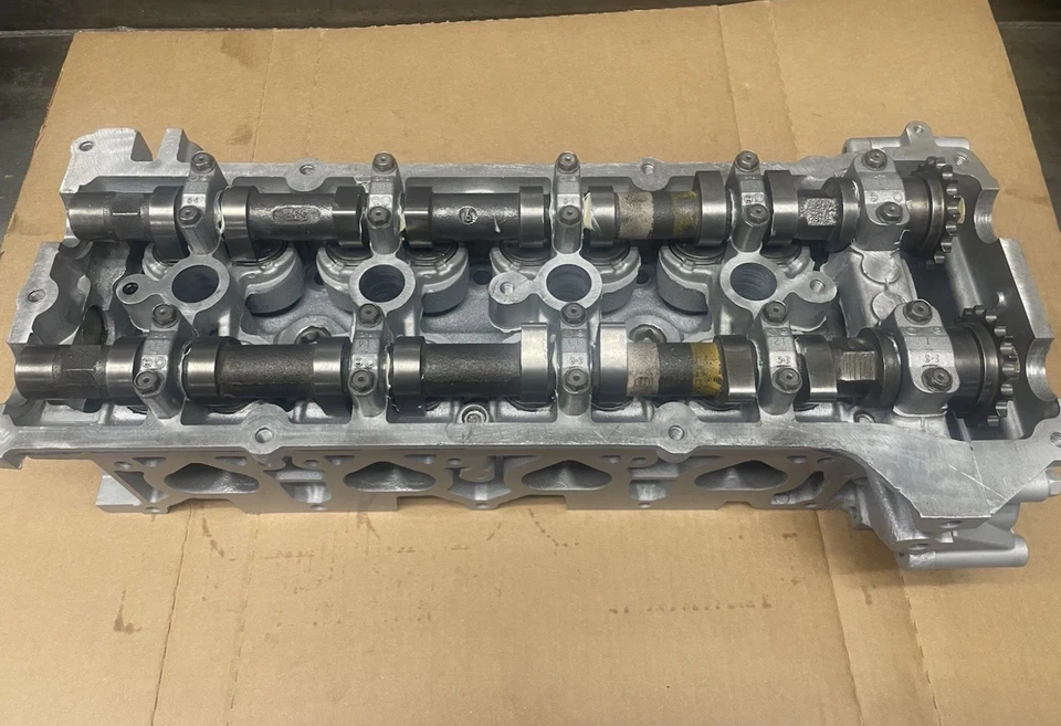 Culata Nissan Frontier 2.4 #F45 KA24-DE Altima 240SX Sentra DOHC  Foto 1 de 4