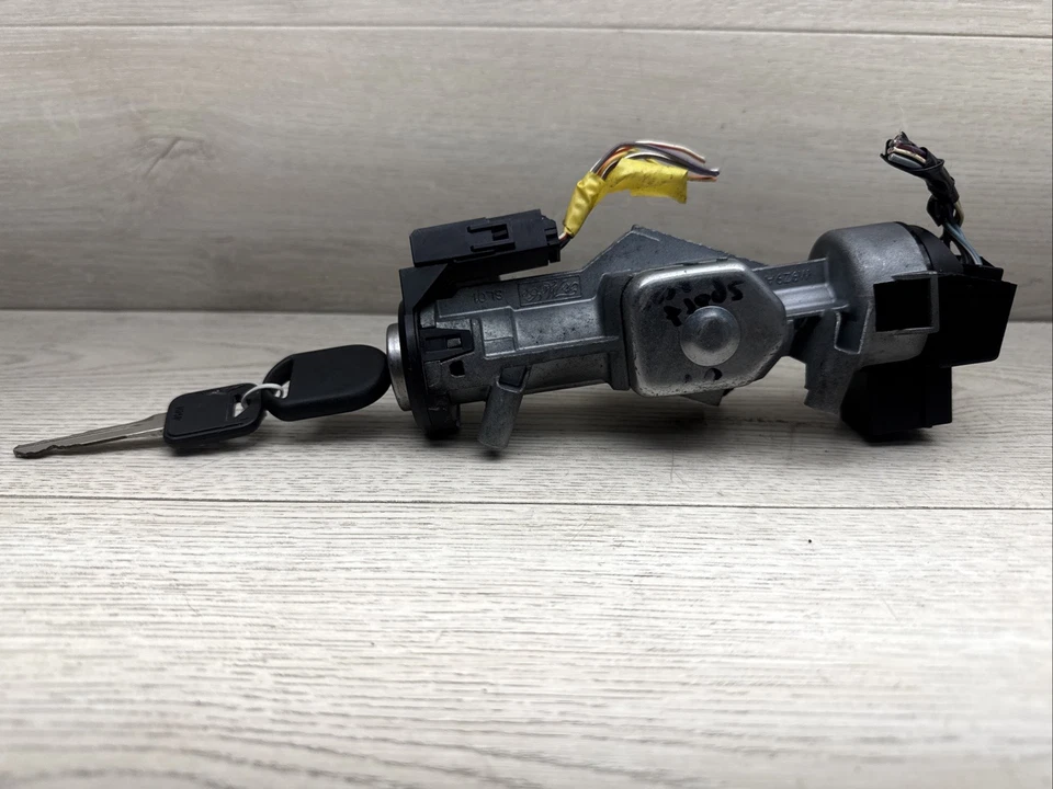 Ford Explorer Sport Trac 2005-2010 interruptor de cilindro de encendido con llave OEM Foto 1 de 4