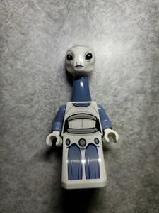 NEW Lego Star Wars Taun We Minifigure From Lego Set 75333 - Picture 1 of 2