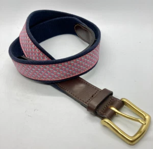 Vineyard Vines Pink Whales Belt Size 36 excellent pre-owned condition - Picture 1 of 5