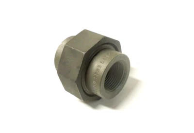 1" 3000 Threaded (NPT) Union A105 Forged Steel Pipe Fitting SURPLUS - Image 1 of 3