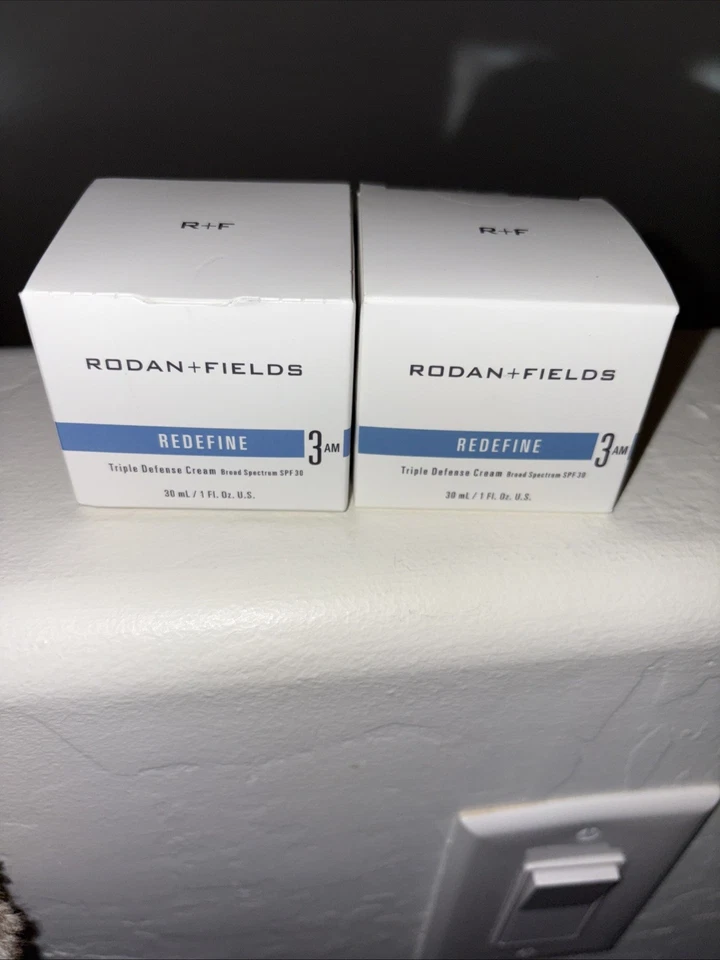 Crema Tratamiento Triple Defensa Rodan + Fields Redefine 3 - 30 ml Caducado FPS 30 Foto 1 de 4