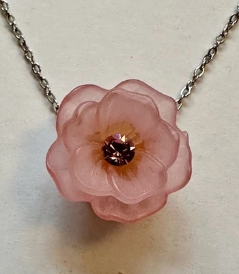 PINK ROSE FLOWER LUCITE  PLASTIC WITH CRYSTAL  PENDANT 5/8 OF 1" NECKLACE 20" - Image 1 of 4