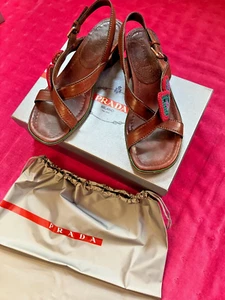 Sandalias de diseño Prada vintage marrón verde talla 40 modelo muy raro - Imagen 1 de 14