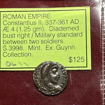 c.337-361 AE4 - Constantius II - Two Soldiers & Standard Ex Guynn Collection - Image 1 of 4
