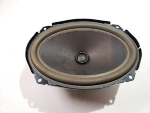 2007 - 2010 MINI COOPER R55 REAR BASS AUDIO STEREO LOUDSPEAKER HIFI SYSTEM  OEM - Picture 1 of 2