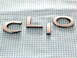 OCCASION CLIO 4 logo sigle embleme lettre lettrage arriere rear badge RENAULT - Imagen 1 de 5